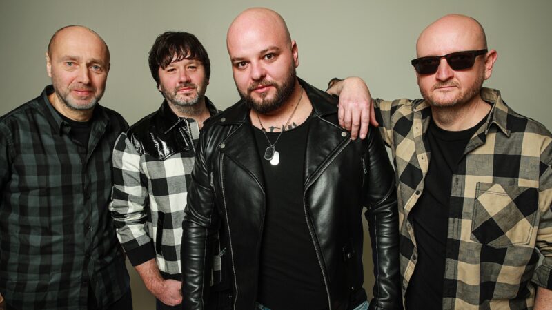 Skupina Reflexy vystupuje více než rok v nové sestavě se zpěvákem Honzou Grebíkem