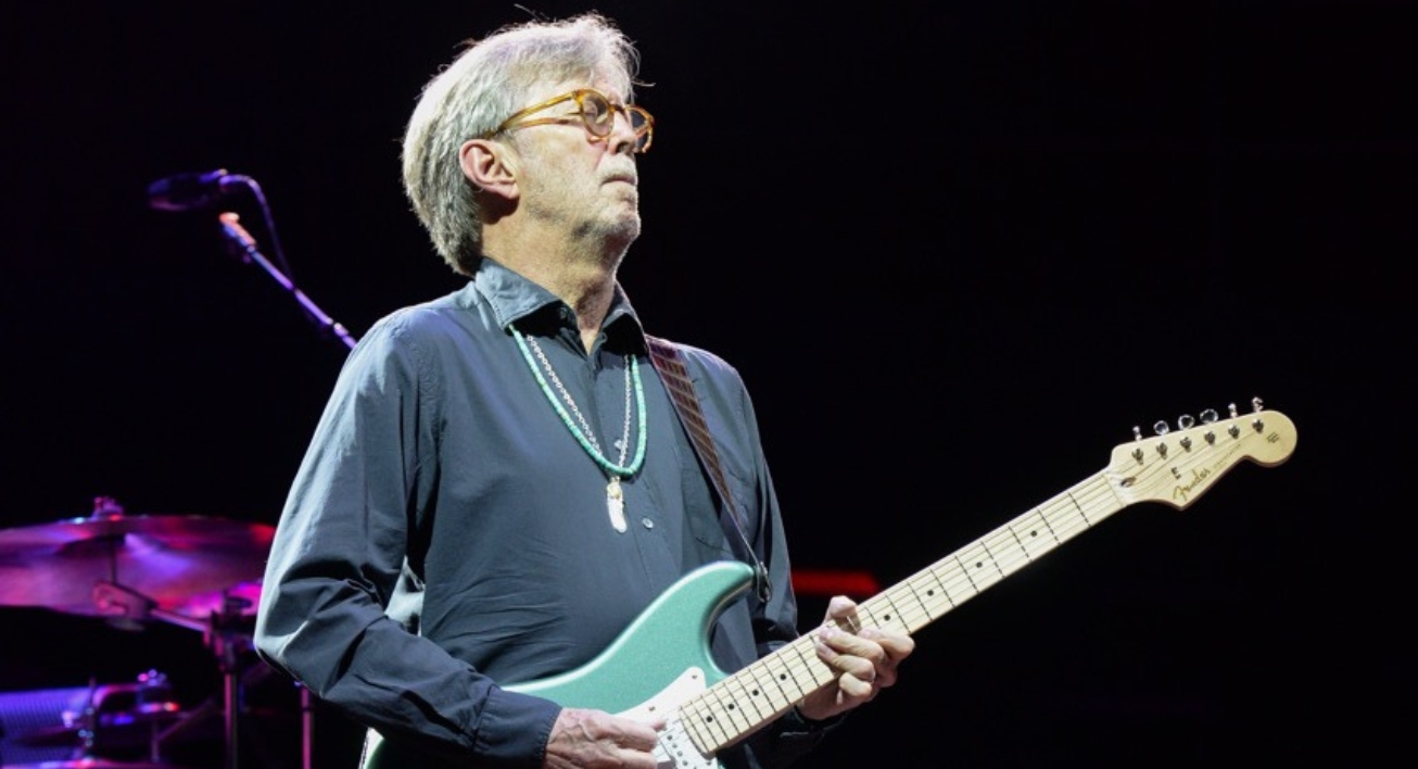 Mág kytary a hlasu Eric Clapton vystoupí v květnu v Praze